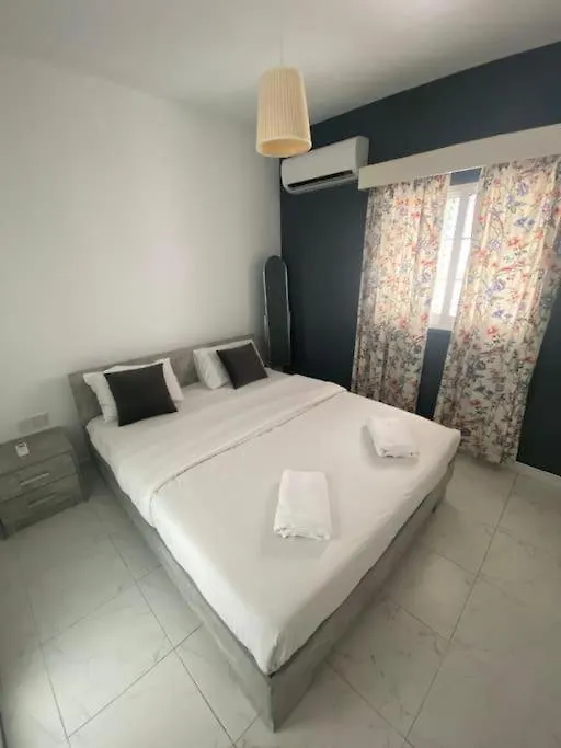 Apartment Frixos Beach Larnaca